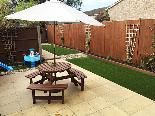 cambridgeshire-grass-installation-feature